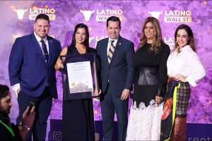 Latino Wall Street Celebra El Éxito De Su Séptima Conferencia Anual Edición Especial Hispanic Heritage Investor Summit Y Recibe Proclamación Oficial De La Ciudad De Doral
